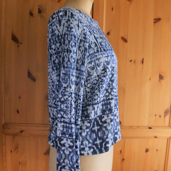 Betty Barclay Blue/White Batik Peasant top - Picture 3 of 8